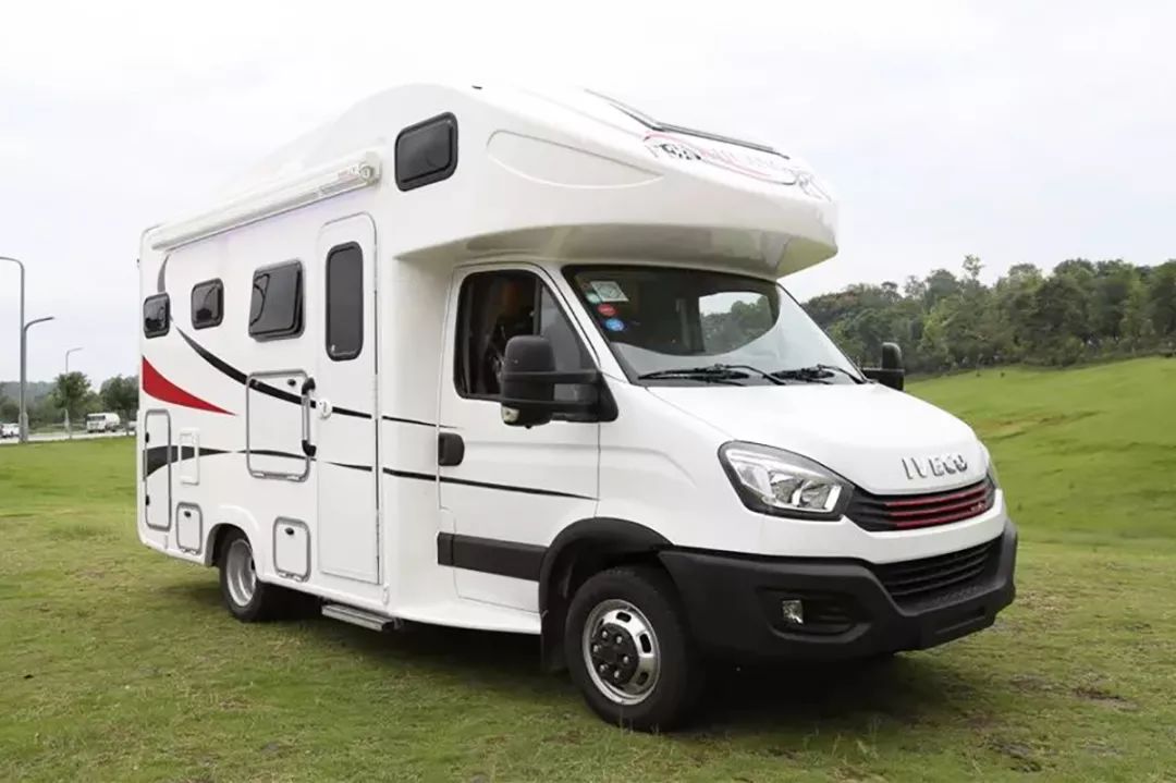 新款依维柯欧胜ad02后拓展房车,手动挡依维柯欧胜拓展房车大全