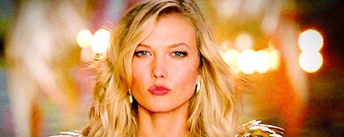 厚底小白鞋过时了吗,小白鞋永久不过时