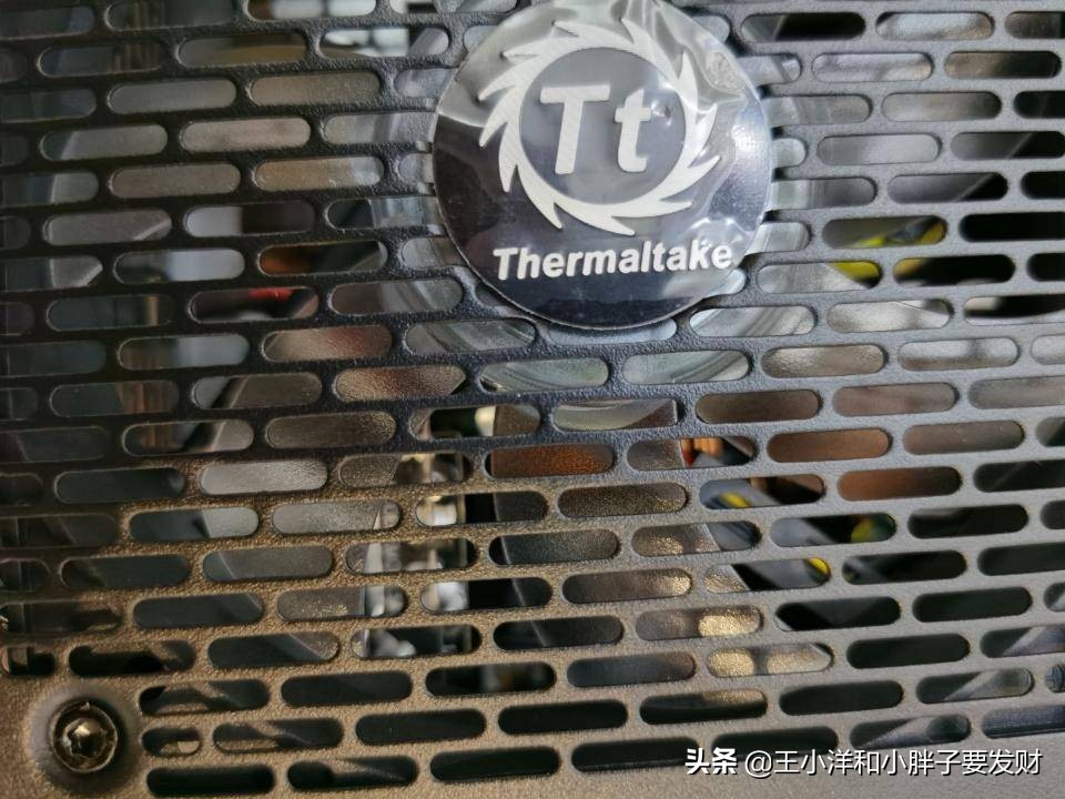 tt电源哪个系列好,tt电源和航嘉电源哪个好