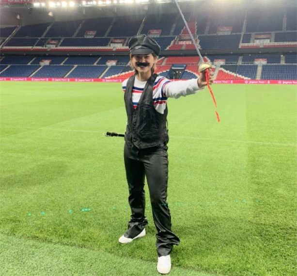 双喜临门！女足头牌化身剑客获全队宠爱国足掌门又为她送喜讯