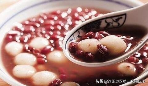 连州市东陂地道特色马蹄水饺做法,连州东陂马蹄美食