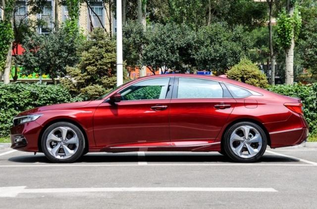 25万油电混动雅阁,本田雅阁有油电混动吗