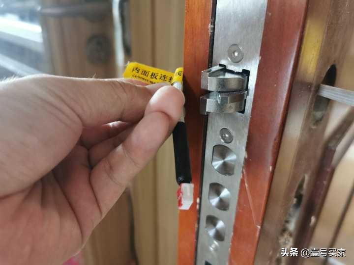 华为智选VOC智能门锁S和SE的区别,华为智选voc智能门锁质量怎么样