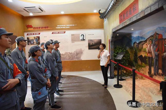 武夷山景区2019年游客量,武夷山游客爆满