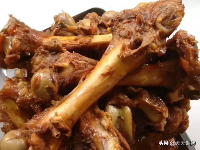 狗狗细小的原因,什么原因会导致狗狗得细小