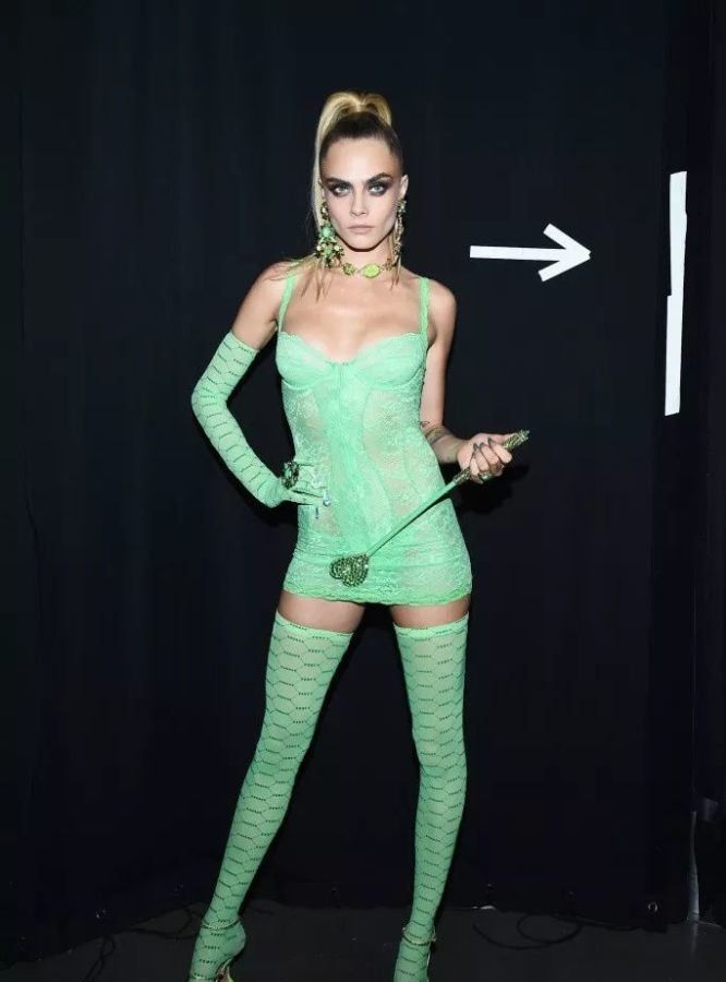 鬼鬼吴映洁牛仔裤高清写真,鬼鬼吴映洁丹宁