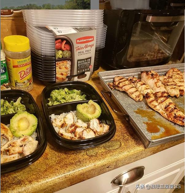 一周减重五公斤她怎么做到的,成功减重50斤果然瘦了更年轻