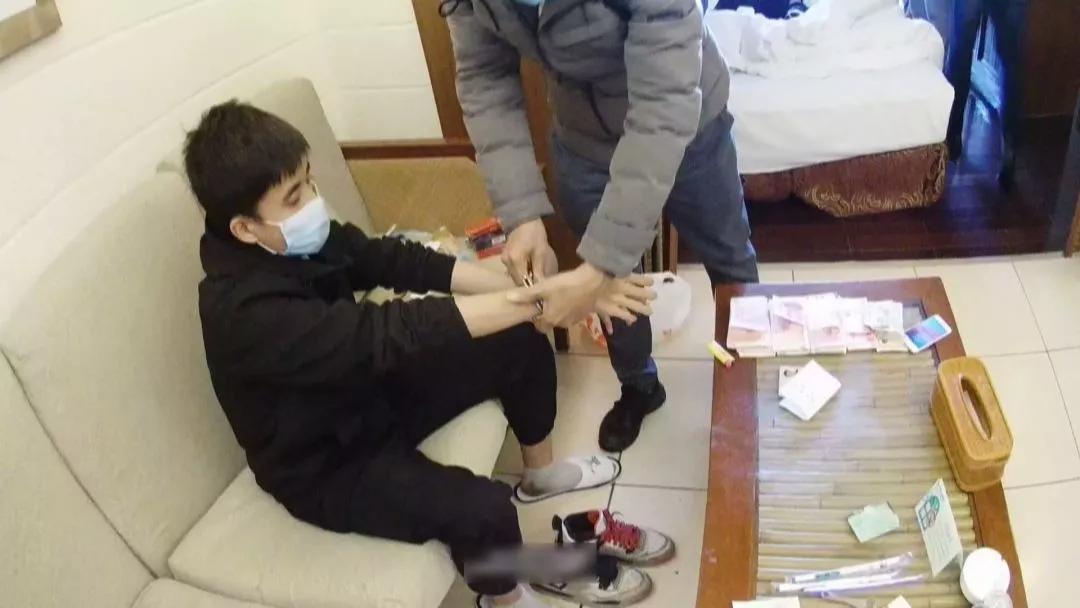 买的口罩你们发货了没,你们买的口罩发货了吗