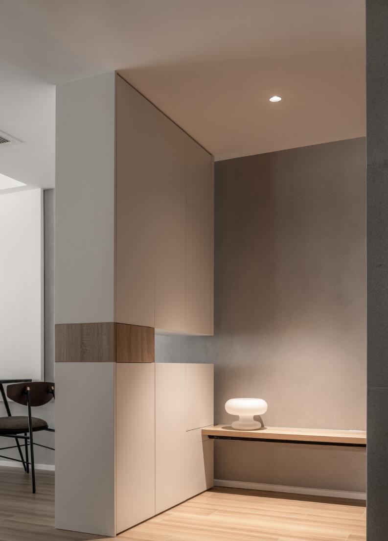 一家三口生活简约风格,干净整洁的家需要一家人的自律