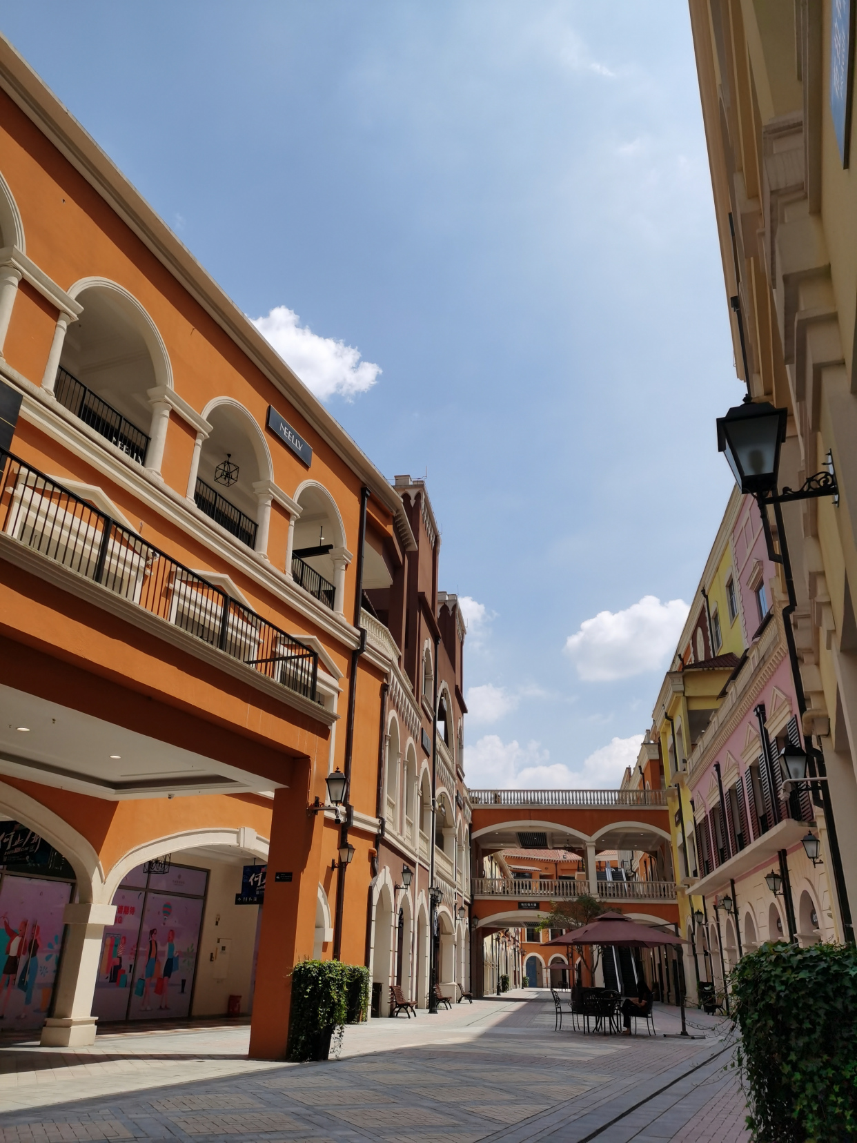 重庆景区购物广场,重庆值得一去的购物广场