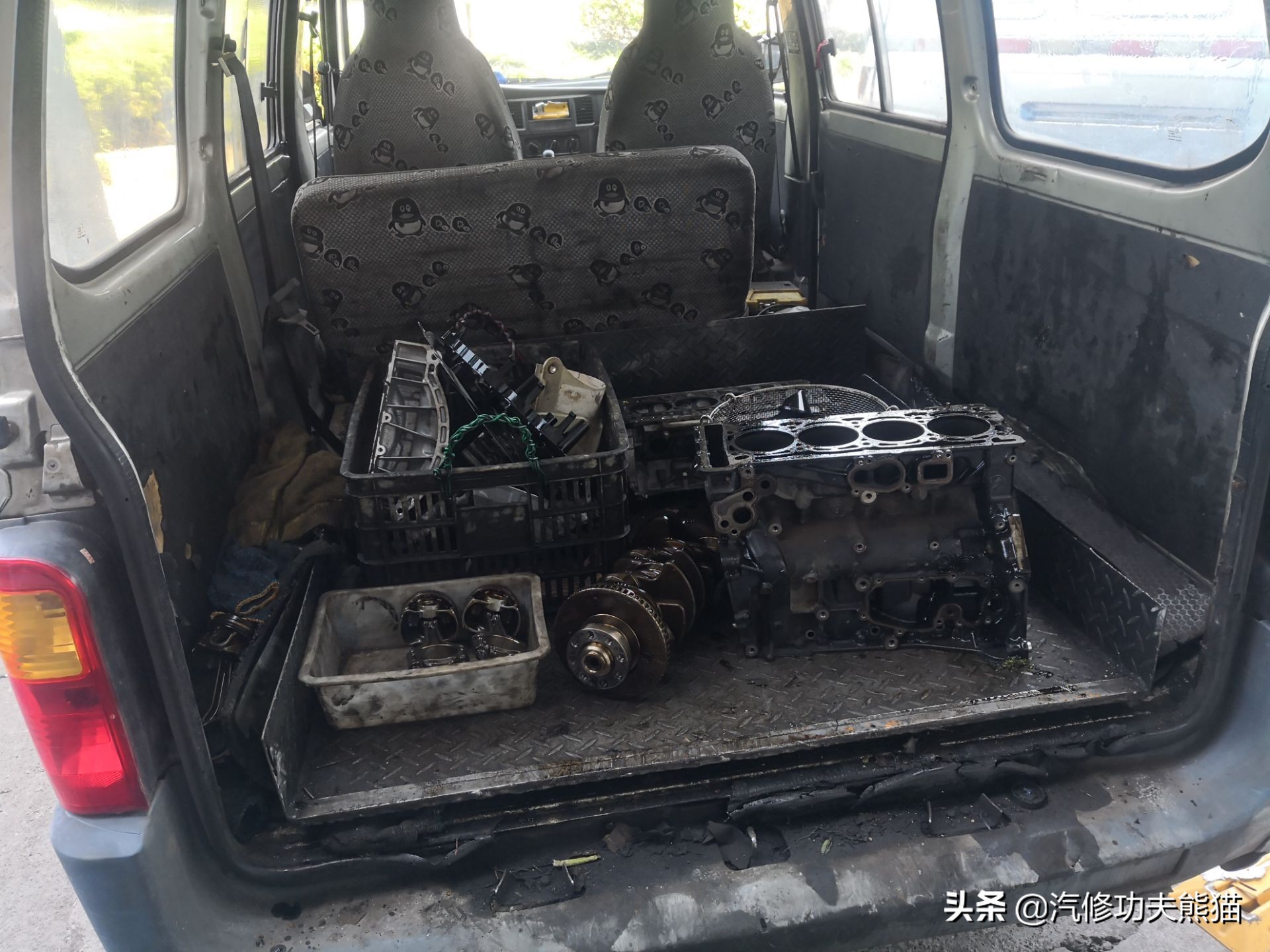 百年大众汽车品牌毁于烧机油？烧机油并非绝症，看看这台进口夏朗