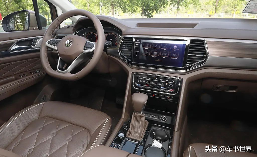 威然和夏朗比较选哪个更好,大众夏朗2017款怎么样