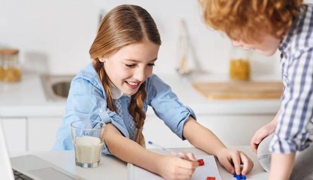 孩子写作文没思维怎么训练,孩子写作业不专心怎么教