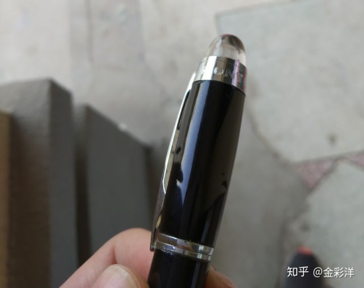 奢侈品品牌溢价真的那么高吗?以万宝龙钢笔为例分析奢侈品成本.
