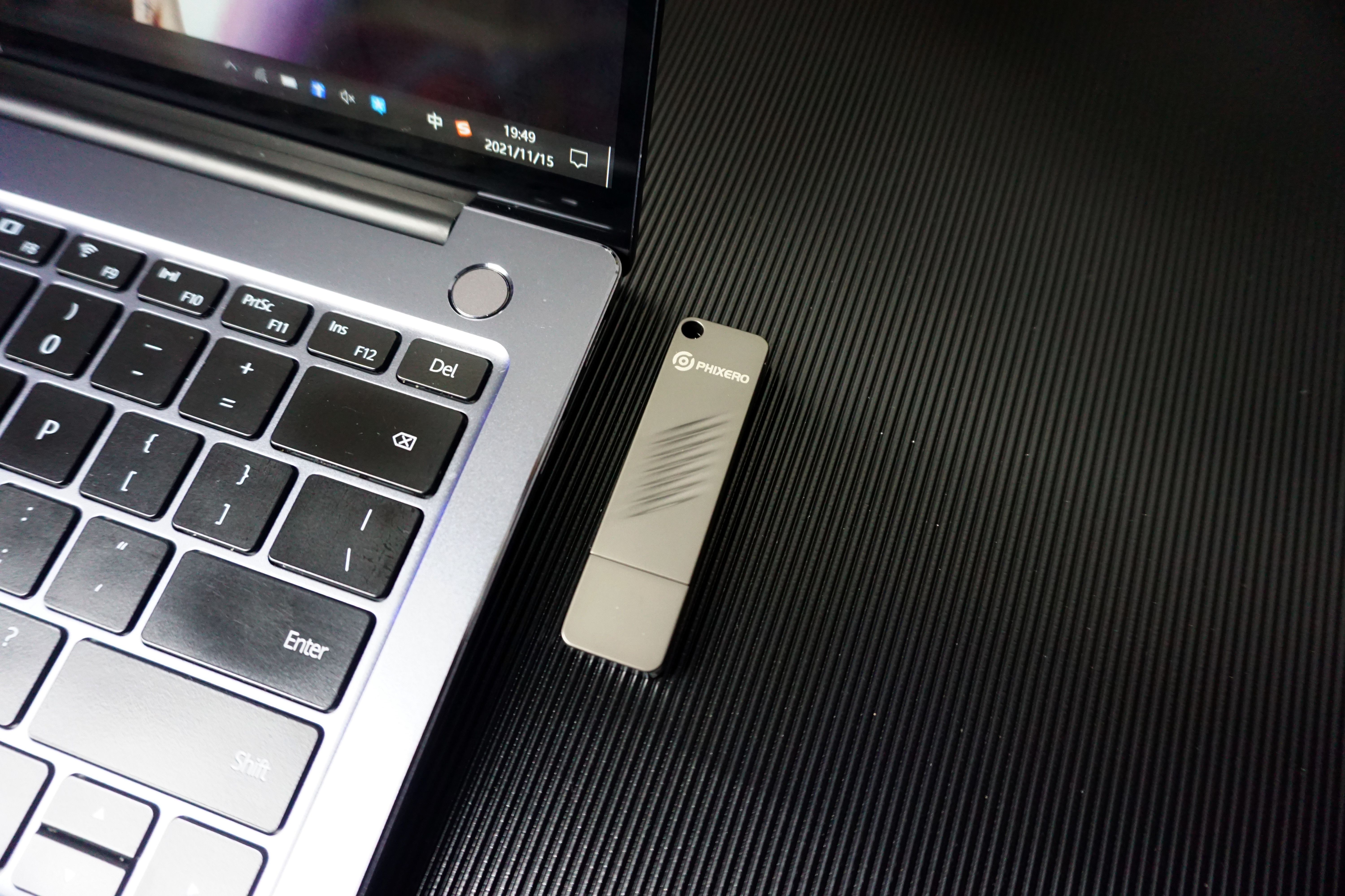 1T的U盘你使用过吗?斐数闪存U盘读写每秒550MB真香