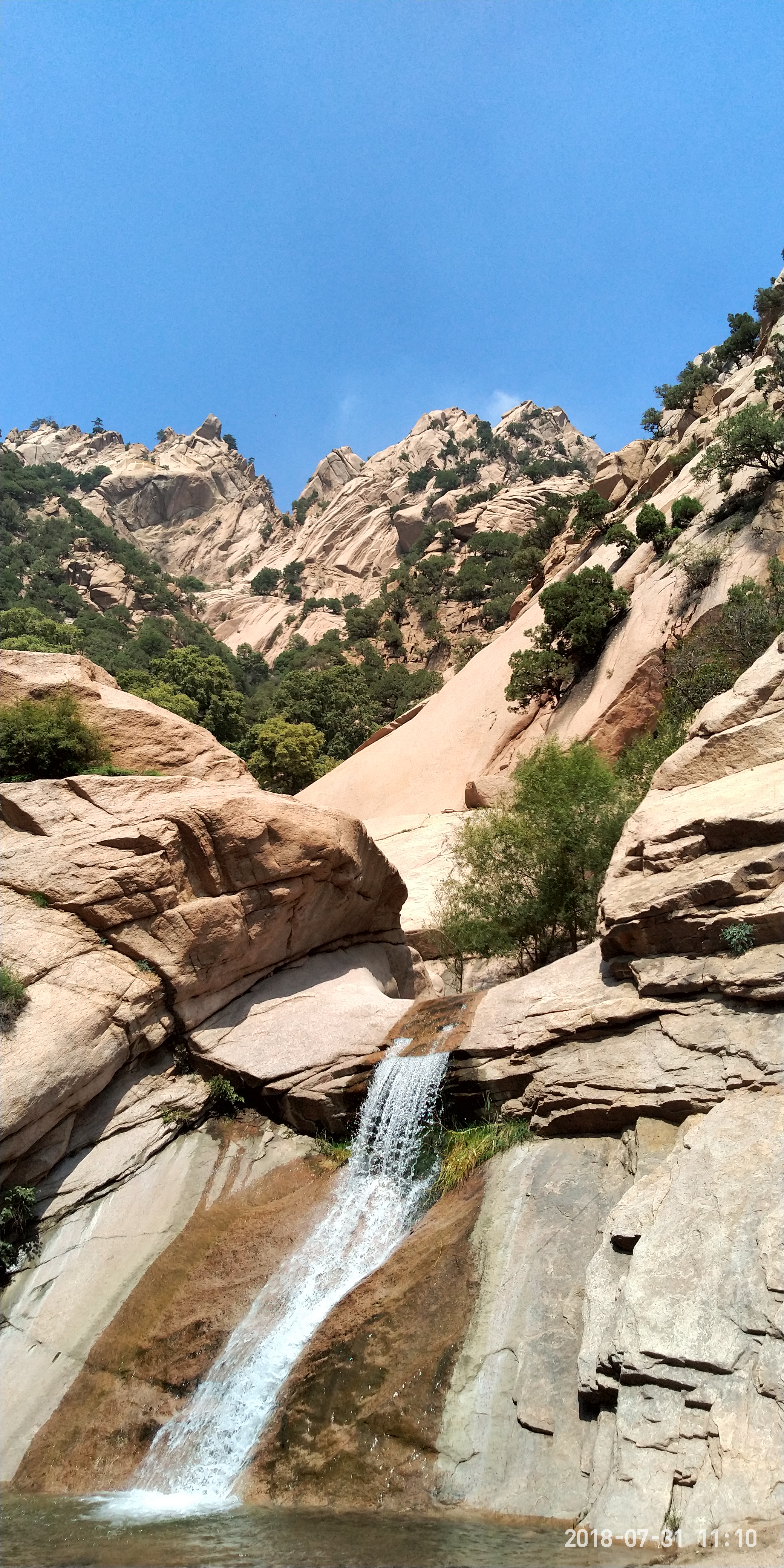 最新自驾出疆路线攻略,湖北出发新疆自驾游最佳路线寒假