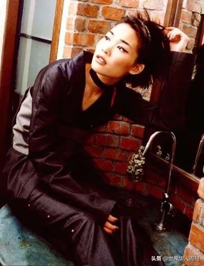 昔日与王菲媲美的天后歌手,与王菲齐名的歌坛天后