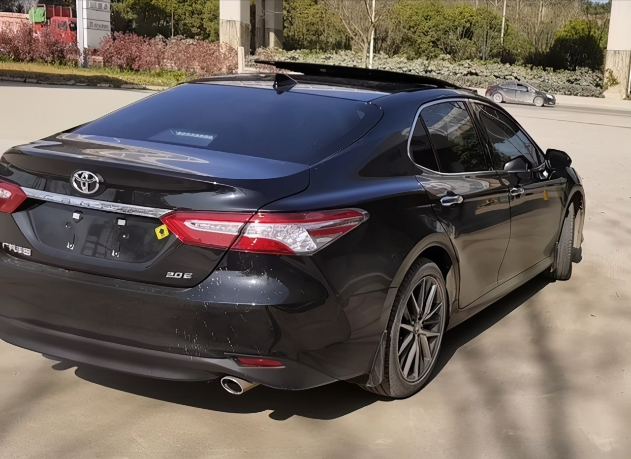 丰田凯美瑞2.5自吸油耗实测多少,12年丰田凯美瑞2.5g豪华二手油耗