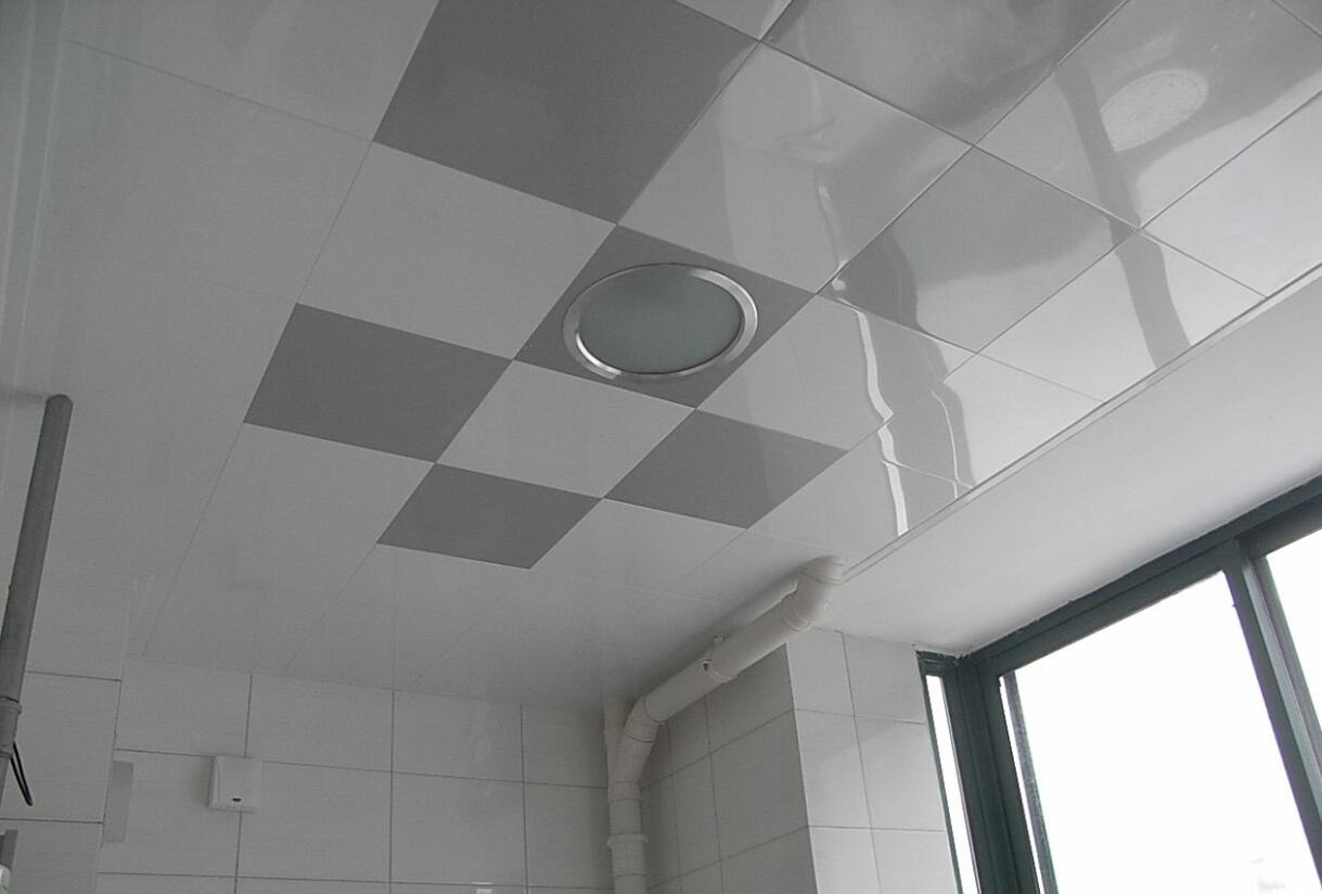 铝扣板吊顶用什么样的好,厕所集成吊顶铝扣板多厚最好
