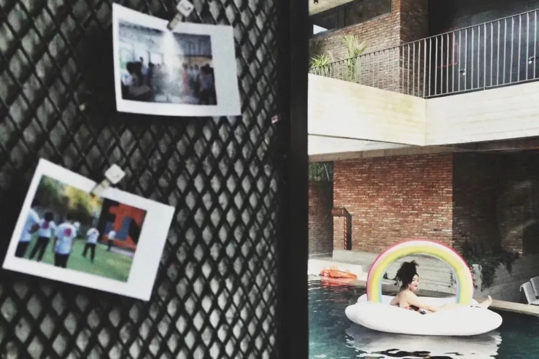 莫干山网红儿童旋转滑梯民宿,莫干山新晋森林亲子民宿无边泳池