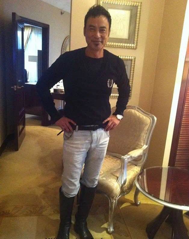 向华强有多少豪宅,任达华为什么不怕向华强