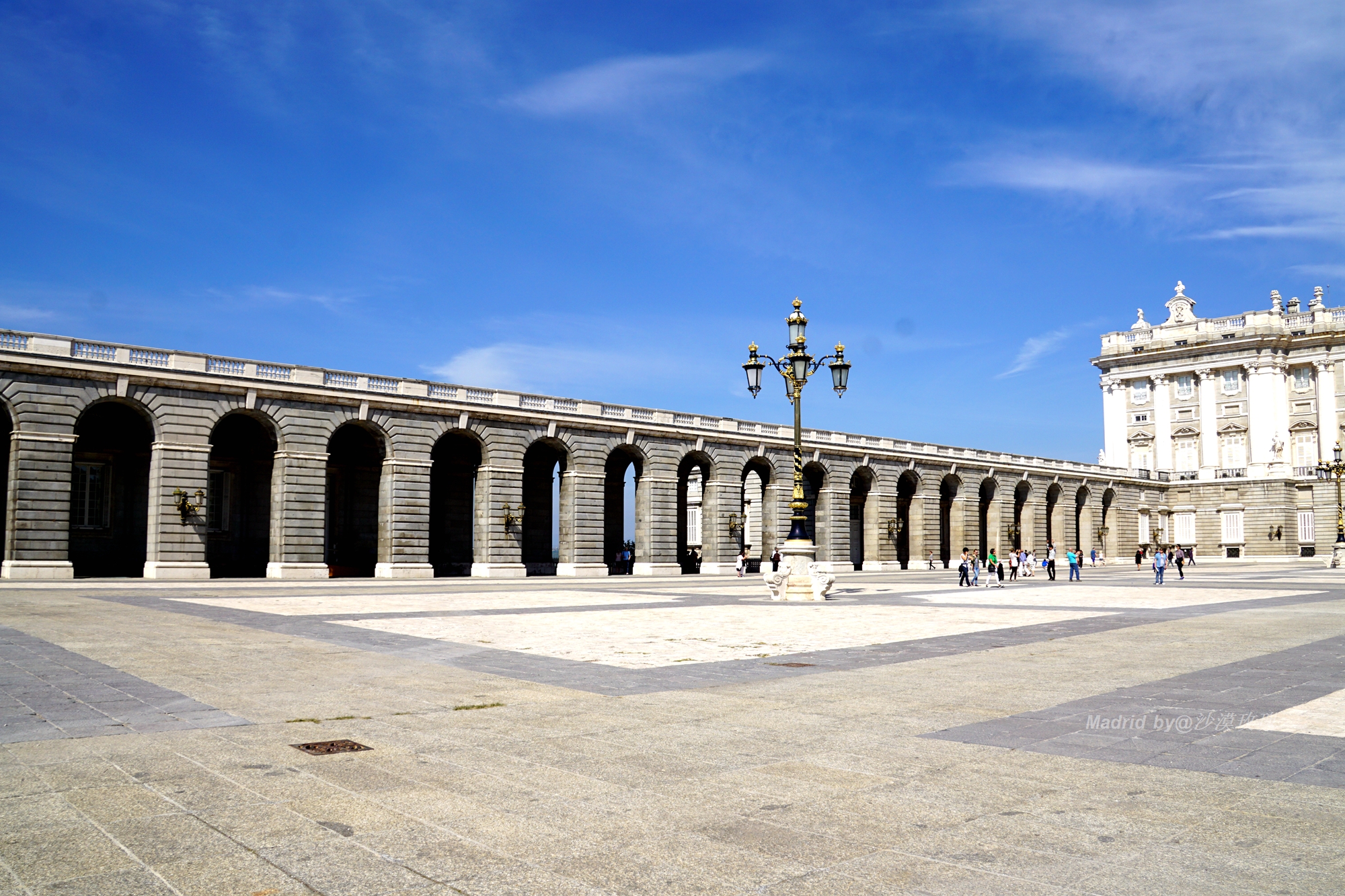 仿造凡尔赛宫的欧洲第三大王宫,两代国王的华丽梦想