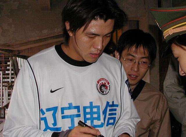 辽足杨旭2012,辽足杨旭简历