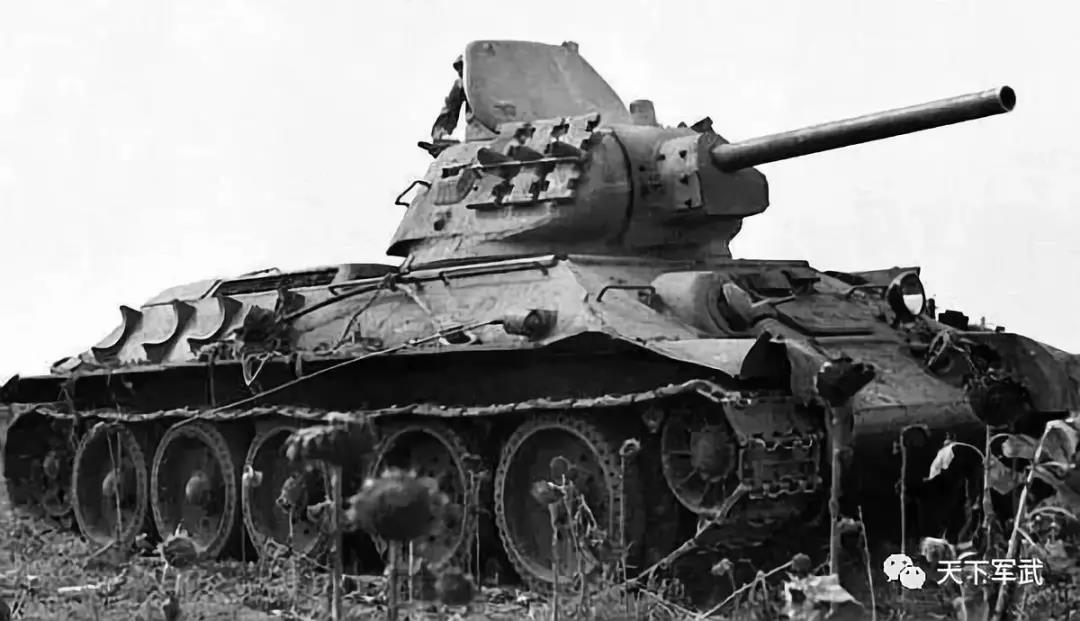 炸裂|没有什么坦克是“一拳”解决不了的*药弹**架瞬间爆炸