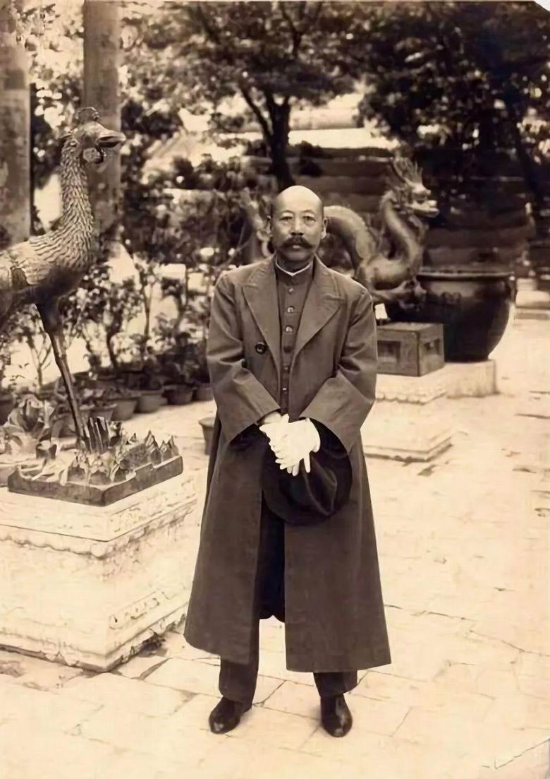 曹锟为什么背叛冯国璋,曹锟上一任总统