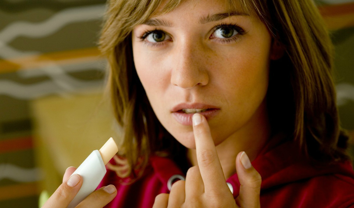 让嘴唇变厚的坏习惯,想唇部变厚该怎么整