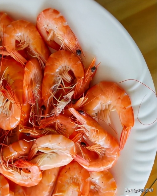 海南旅游豪华游艇出海,海南海上游艇包含海上玩的吗