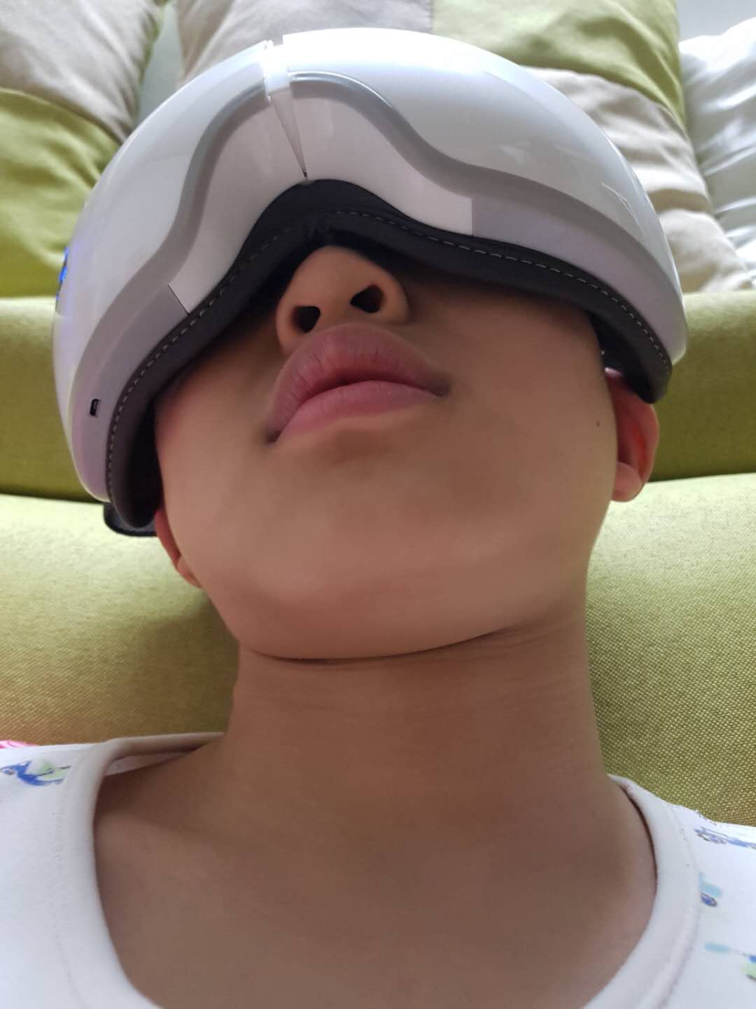 护眼仪哪一款最好用,护眼仪升级款和旗舰款有什么区别