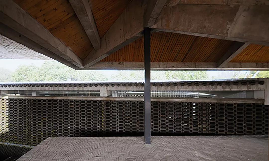 坡地怎样设计园林房,极简风格小区园林设计