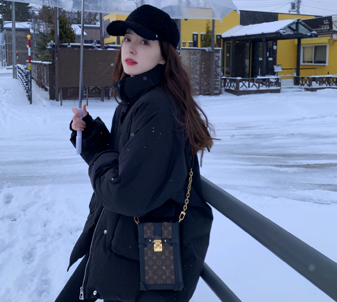 35岁到40的女人怎么穿衣搭配,三十几岁的女人适合什么穿衣风格