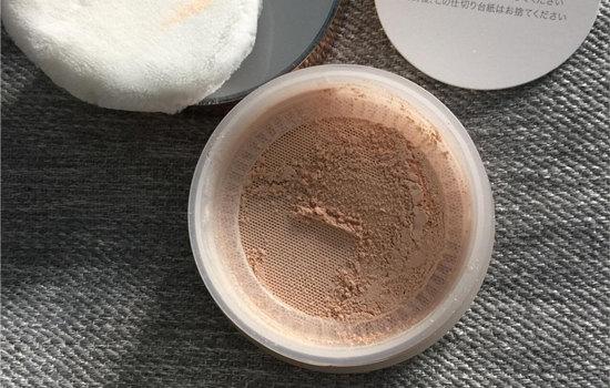 用美妆蛋上妆好还是用粉扑上妆好,什么牌子的粉扑上妆效果好