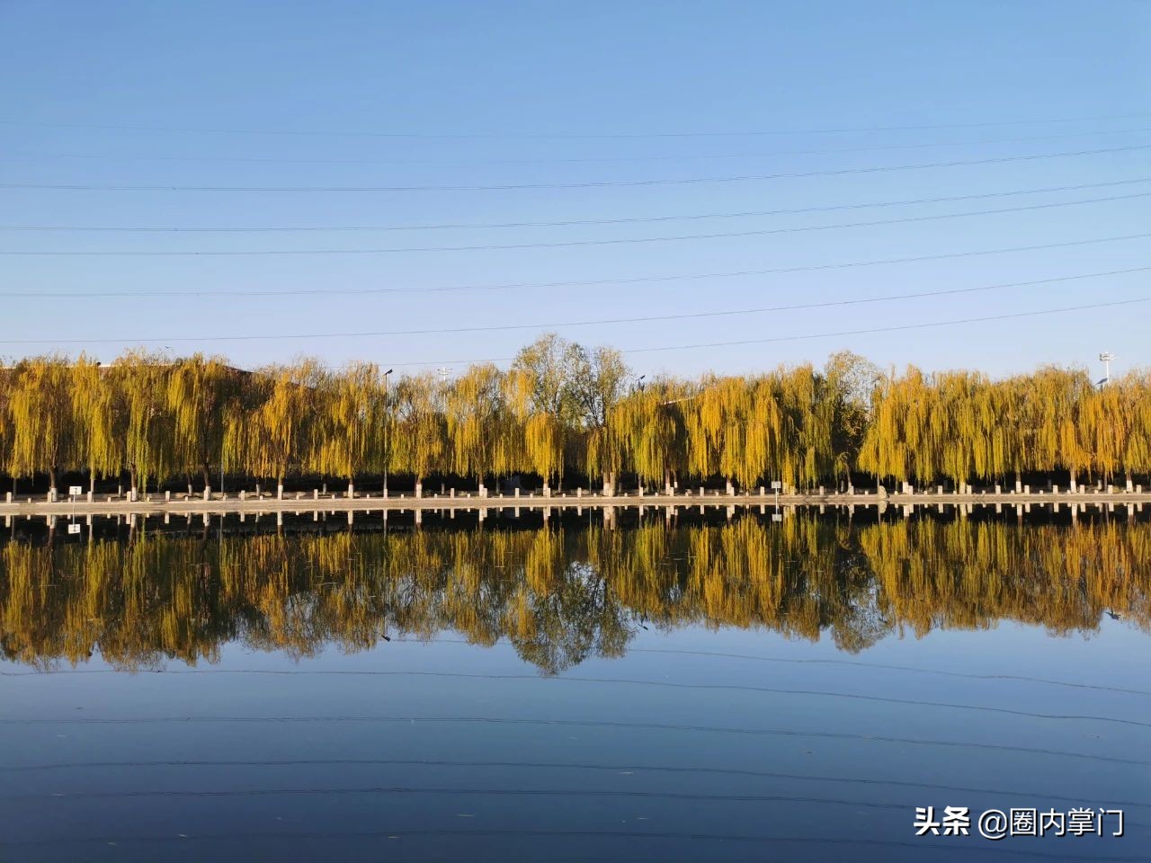 以前发朋友圈像做任务,现在很少发,学会了隐藏自己的喜怒哀乐