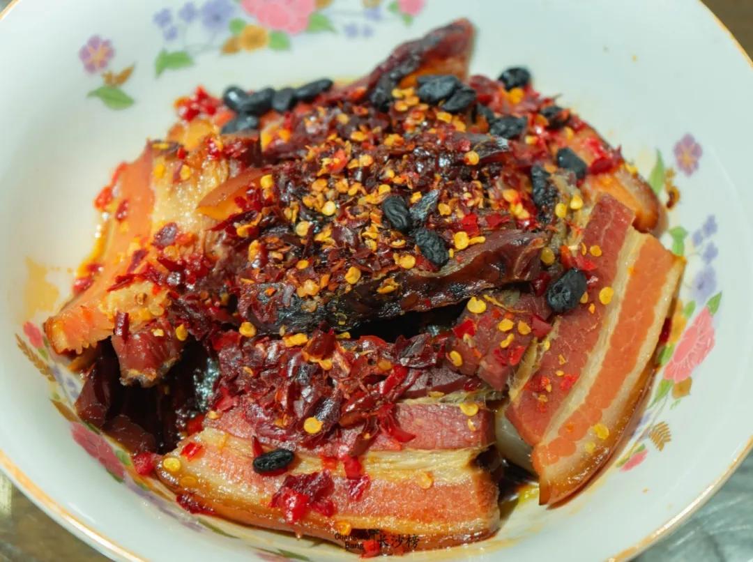 仅凭这一道菜让这家店火了30年,凭借一道菜养活一家店