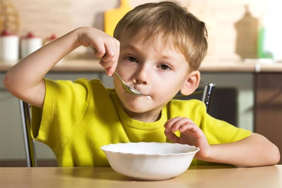 宝宝脾气大该怎么教育,宝宝性子急家长如何正确引导