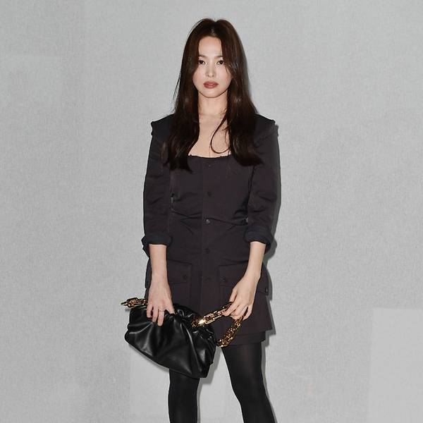 韩国都背什么大牌包包,比较韩系的风格适合哪个大牌的包