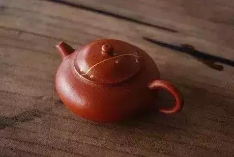 紫砂壶坏了有什么补救方法,紫砂壶摔碎了哪里可以修复