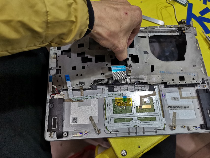 联想air13pro键盘怎么拆,联想小新air13pro换键盘