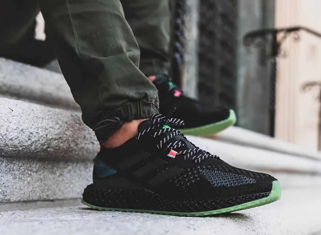 从颠覆想象到习以为常,adidas4D跑鞋的过去现在与未来