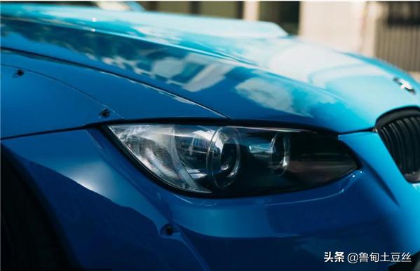 「毂锐驰」一台融入了JDM元素的宝马E93335i