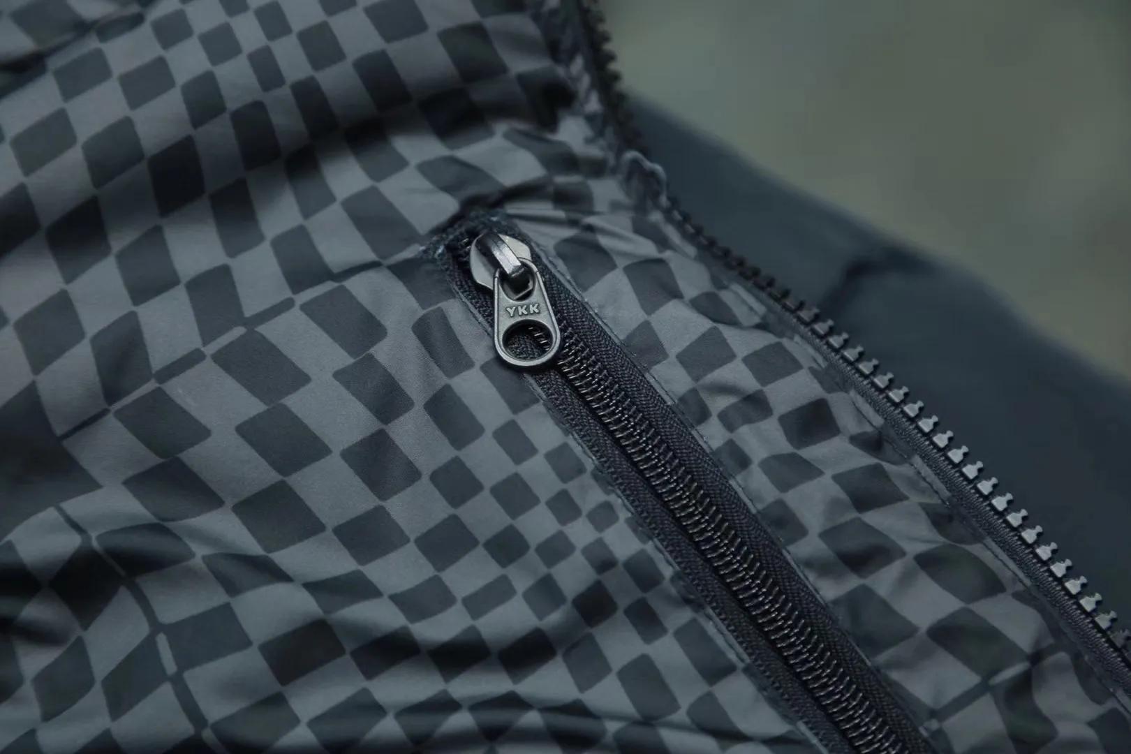 VANSxTNF联名羽绒服