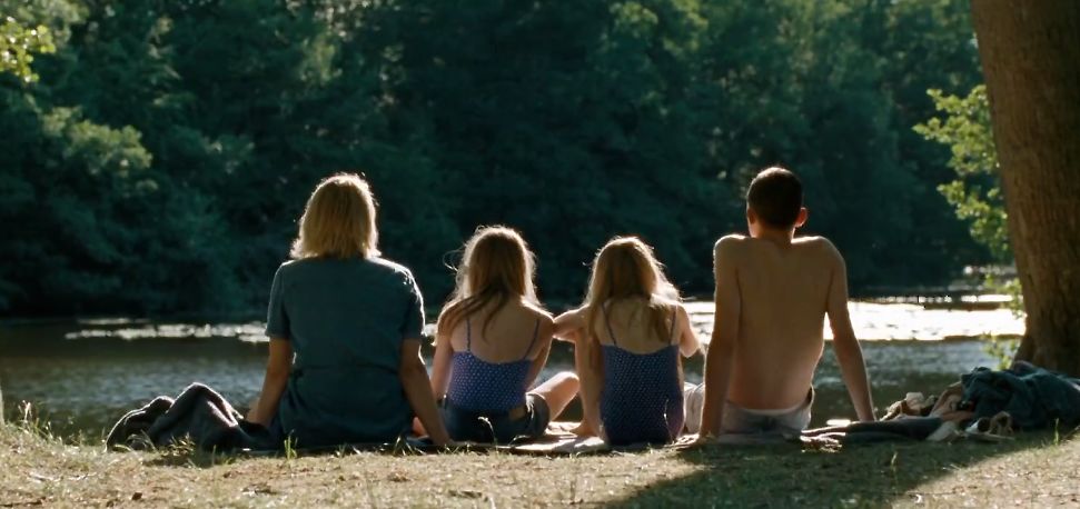 尺度全开的禁忌恋，探究的却是人性和人心