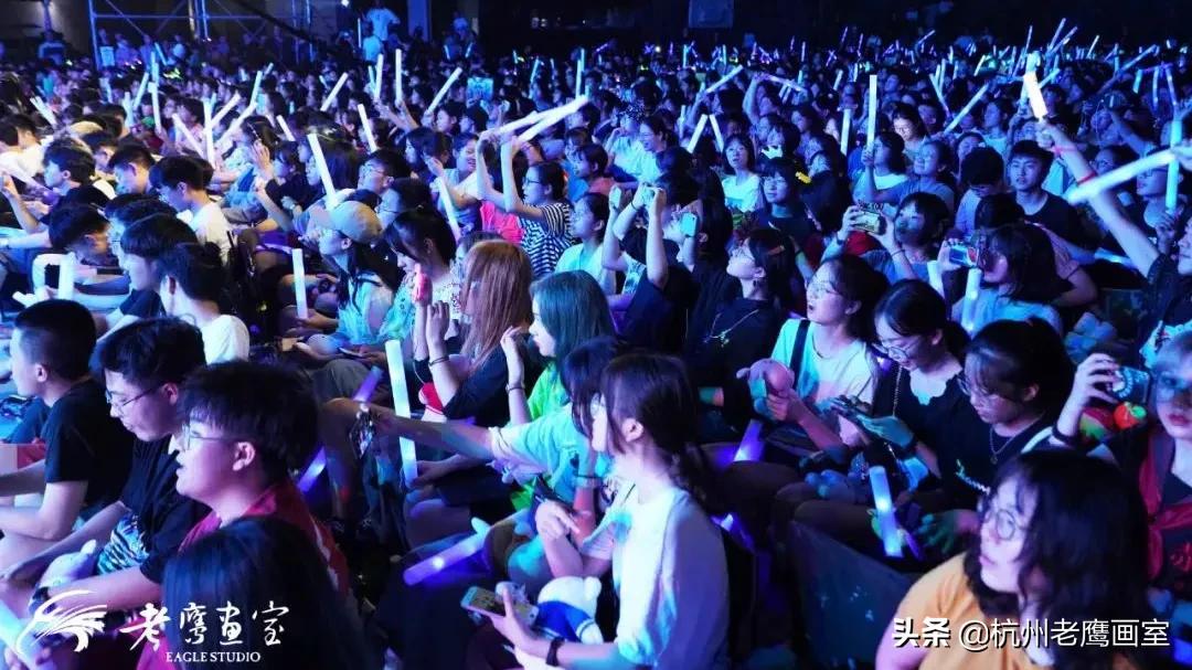 老鹰画室2019招生简章,不是所有的选择都能选择