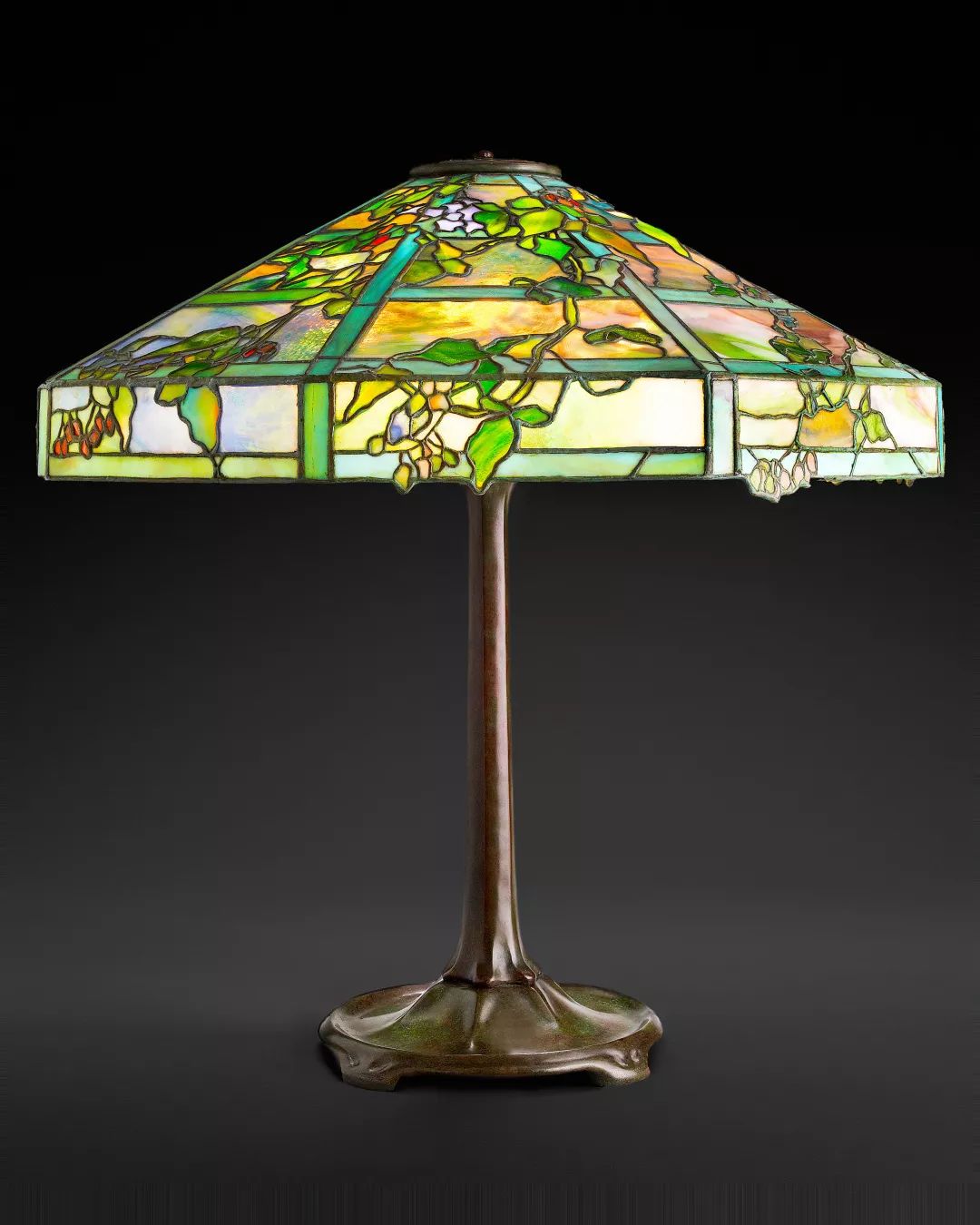 蒂芙尼珠宝背后的故事,蒂芙尼在中国销售额