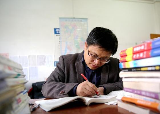 教师评职称改革最新信息,教龄满30年可以直接晋升职称吗