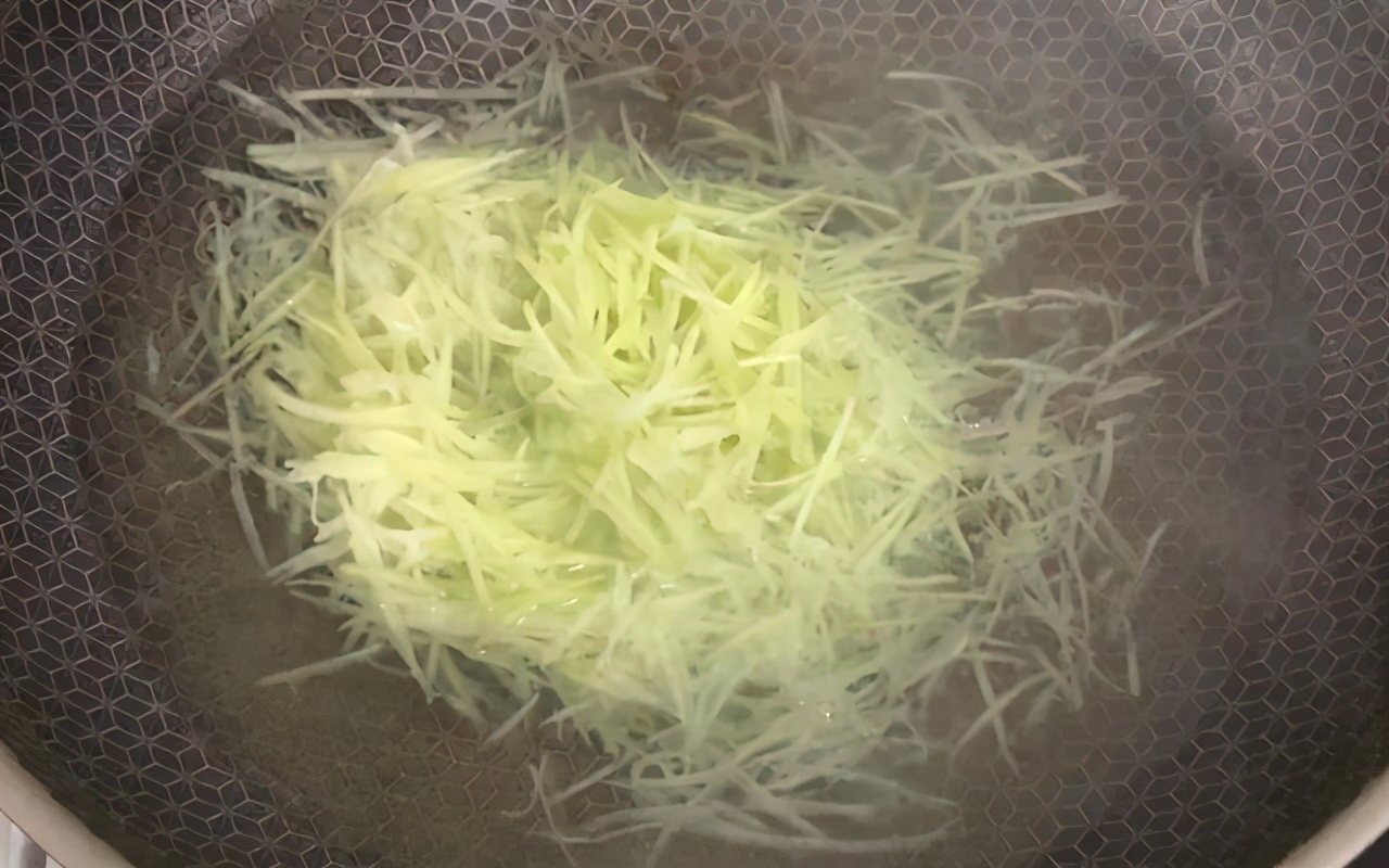 佛手瓜可以跟肉包饺子,佛手瓜饺子皮怎么做