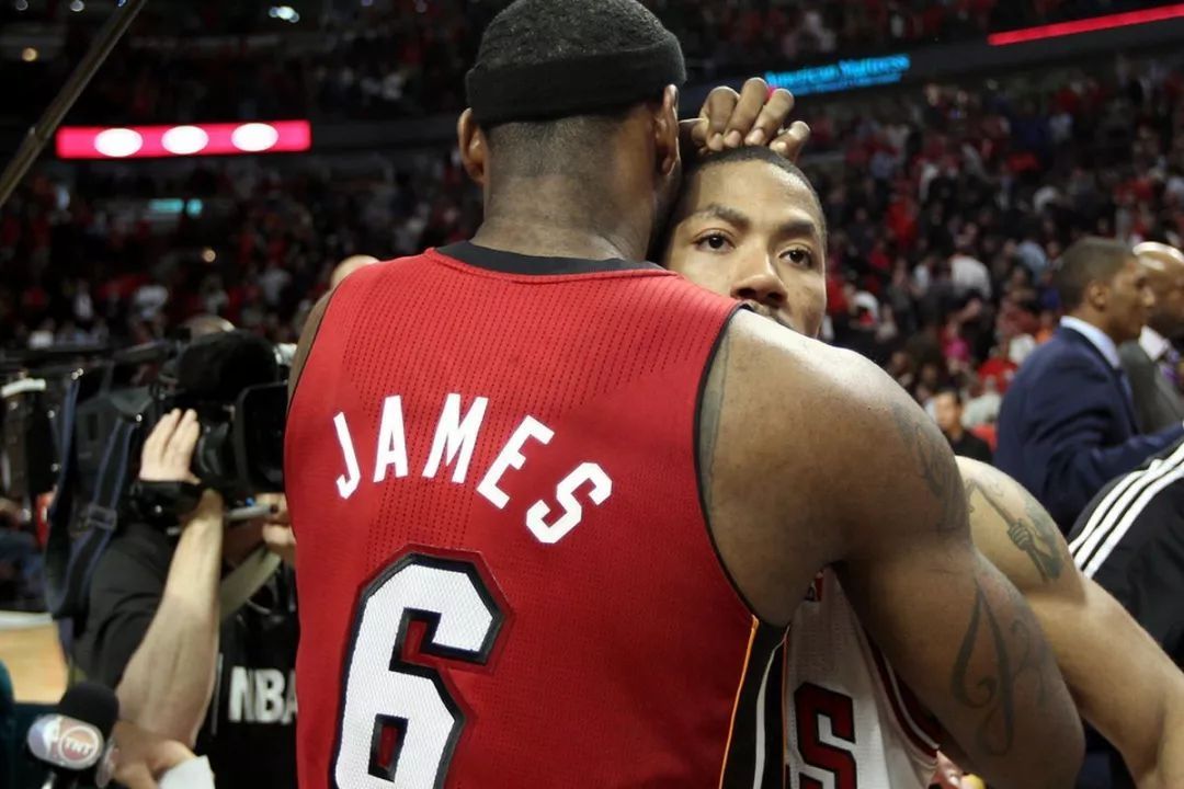 罗斯:从最年轻的MVP到老将底薪又怎样?坚持梦想终会绽放